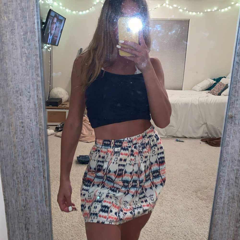 Patterned Skirt | Mid-Length Size XS